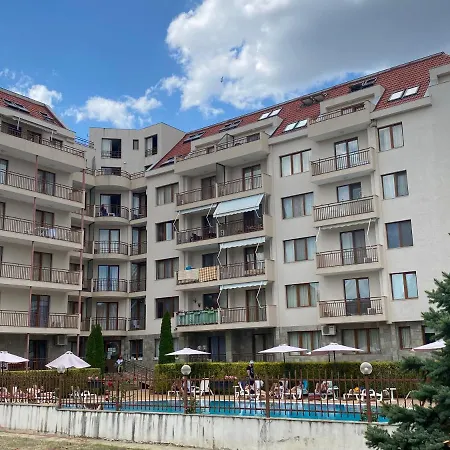 Summer Breeze 503 Private Studio Sunny Beach-3
