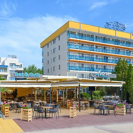Hotel Glarus Beach-2