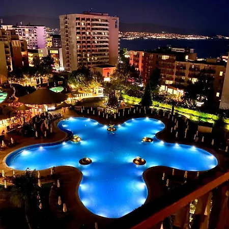 Royal Beach Apartment-3