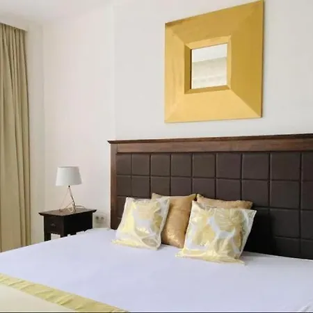 Royal Beach Barcelo - Big Studio & Garden-2