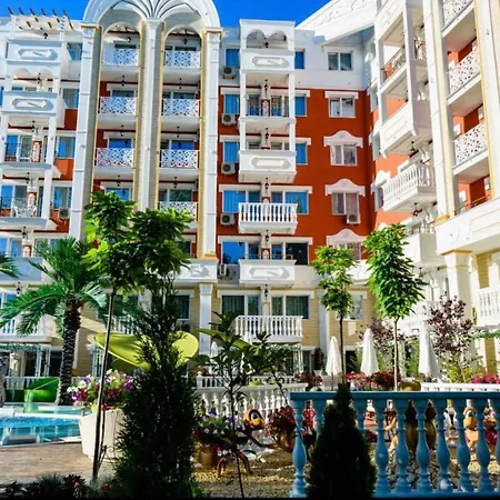 Sunny Studio In Sweet Home Complex-2