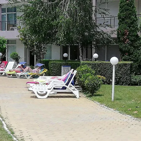 Grahams Spacious 2 Bed Apart For Rent At Sunny Beach-3