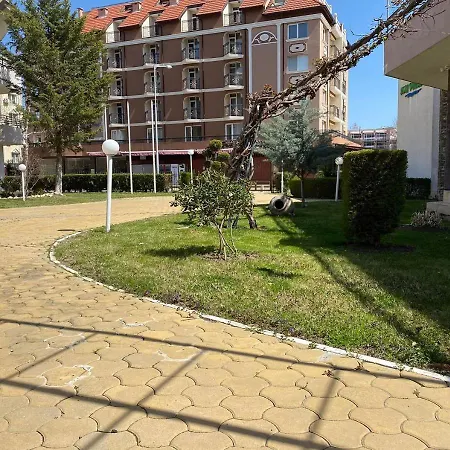 Kims One-Bed Apart For Rent At Sunny Beach Resort-3