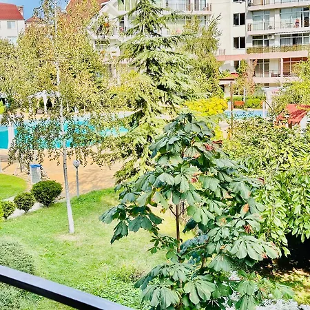 Charming 2-Bed Flat With Pool View In Sunny Beach, Bulgaria-3