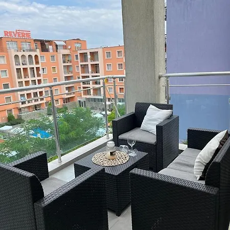 Deluxe, 1 Bed Apt, Sun City 1-2