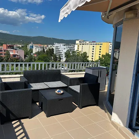 Premium Studio In Aparthotel Sapphire-3