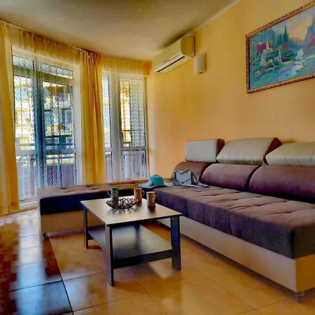 Central Plaza Apartment-2