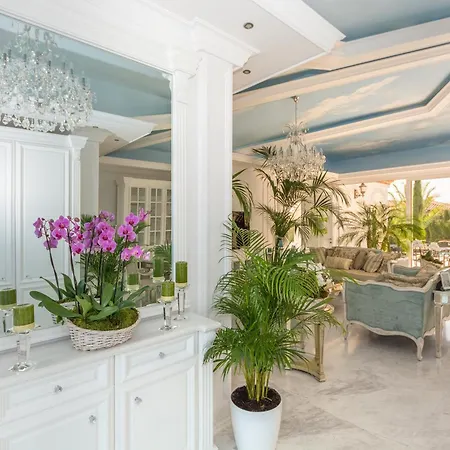 Eden Park Luxury Villas-3