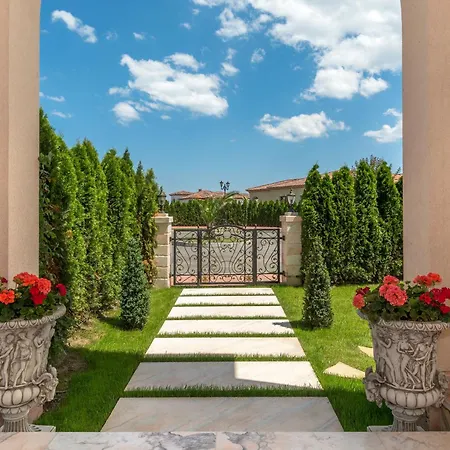 Eden Park Luxury Villas-2