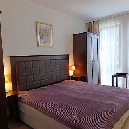 Reina Apart Barcelo Beach-2