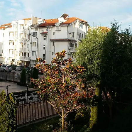 Orange Residence-3