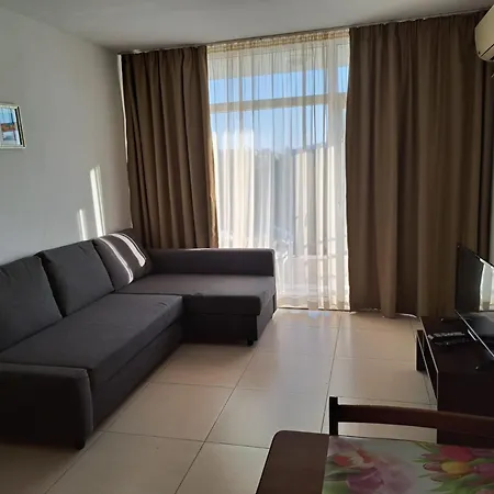 Grand Kamelia Apartment-3