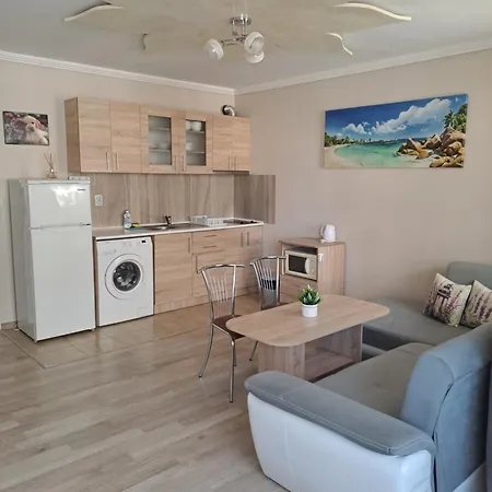 Apartment See Breeze-3