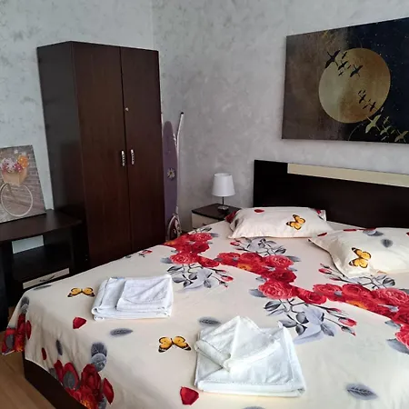 Azuro Aparthotel Sunny Beach-3