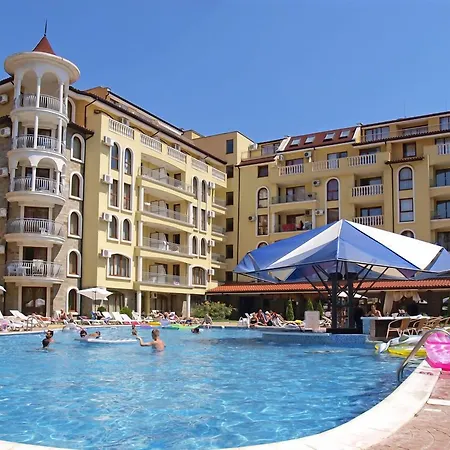 Summer Dreams -Apartcomplex-2