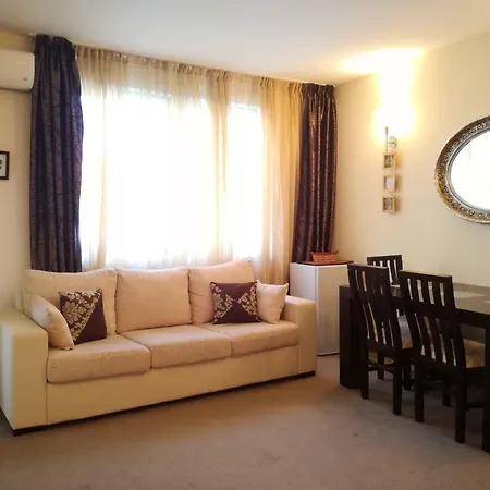 Two Bedroom Apartment With Kitchen-2