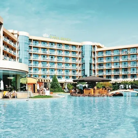 Tiara Beach-2