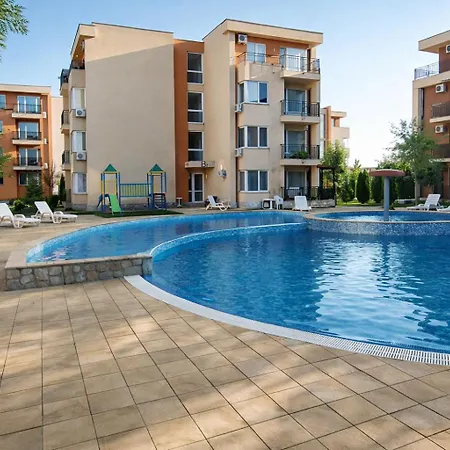 Nice Family Apartment-3