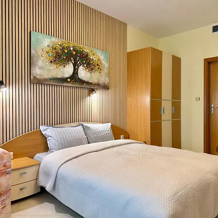Premium Apartment Midia Beach-2