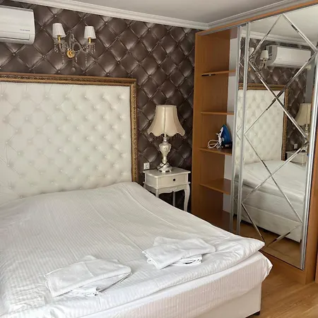 Apart Sweet Homes 5 - Apartments For Guests-3