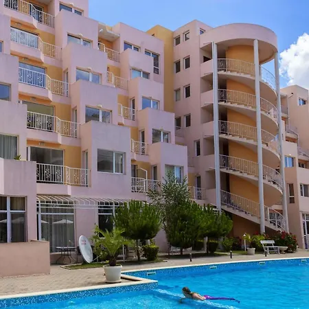 Vanilla Garden Apartments-2