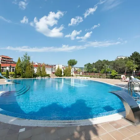 Gt Green Fort Beach Apartments-3