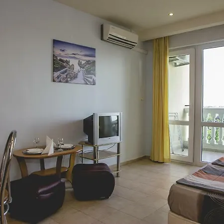 Private Studio In Planet Hotel, Sunny Beach Center By Flаt Manаger-3