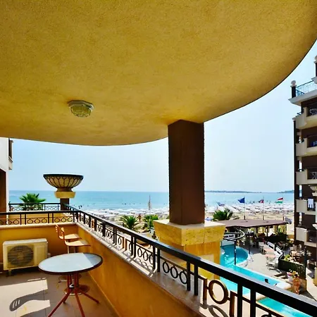 Golden Rainbow Apartments-3