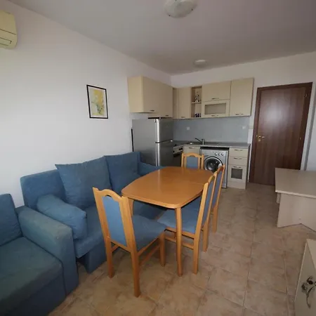 Sunny Day 2 - Menada Apartments-3