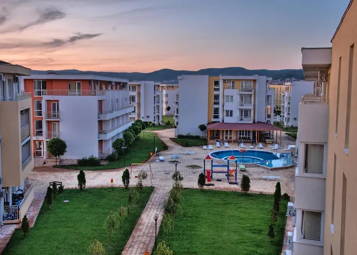 Holiday Apartments Next To Action Aquapark Sunny Beach admite animales