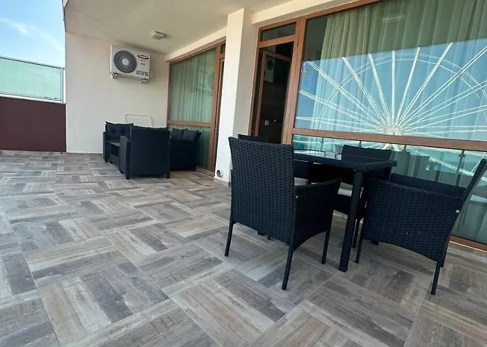 Briz Beach Apartments - Section B Sunny Beach