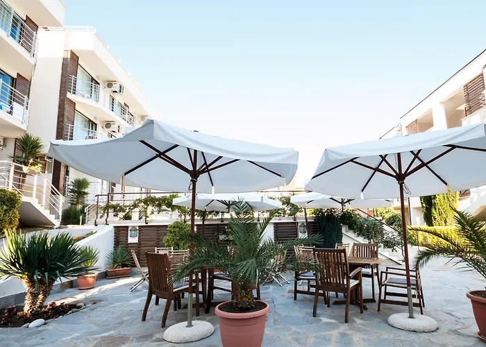 Charming 1 Bedroom Apartment For Up To 4 Guests Sunny Beach admite animales